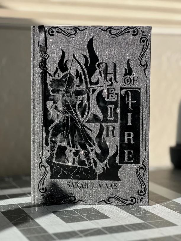 The Throne of Glass Starlight Collection Rebound Rebind by Sarah J Maas (WITH SLIPCASE)