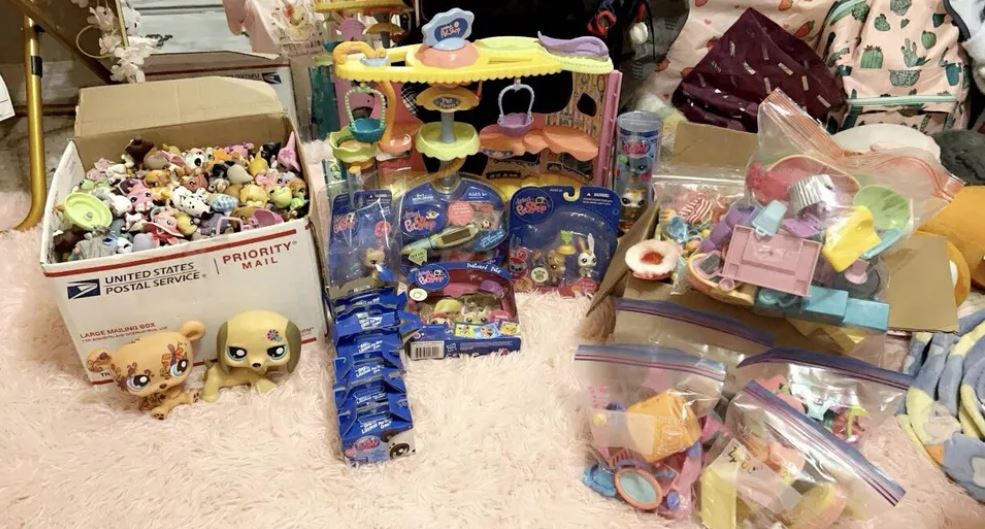 Huge LPS lot RARE – Over 400 Authentic pets
