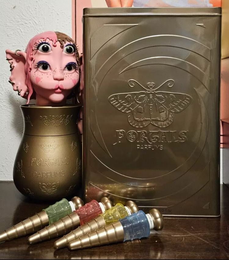 Melanie Martinez Portals Parfume Perfume Collector Set + x4 15ML Vials Official
