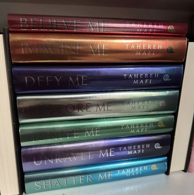 Fairyloot Shatter Me Series (Books 1-7) – BOOKS HAND SIGNED BY TAHEREH MAFI