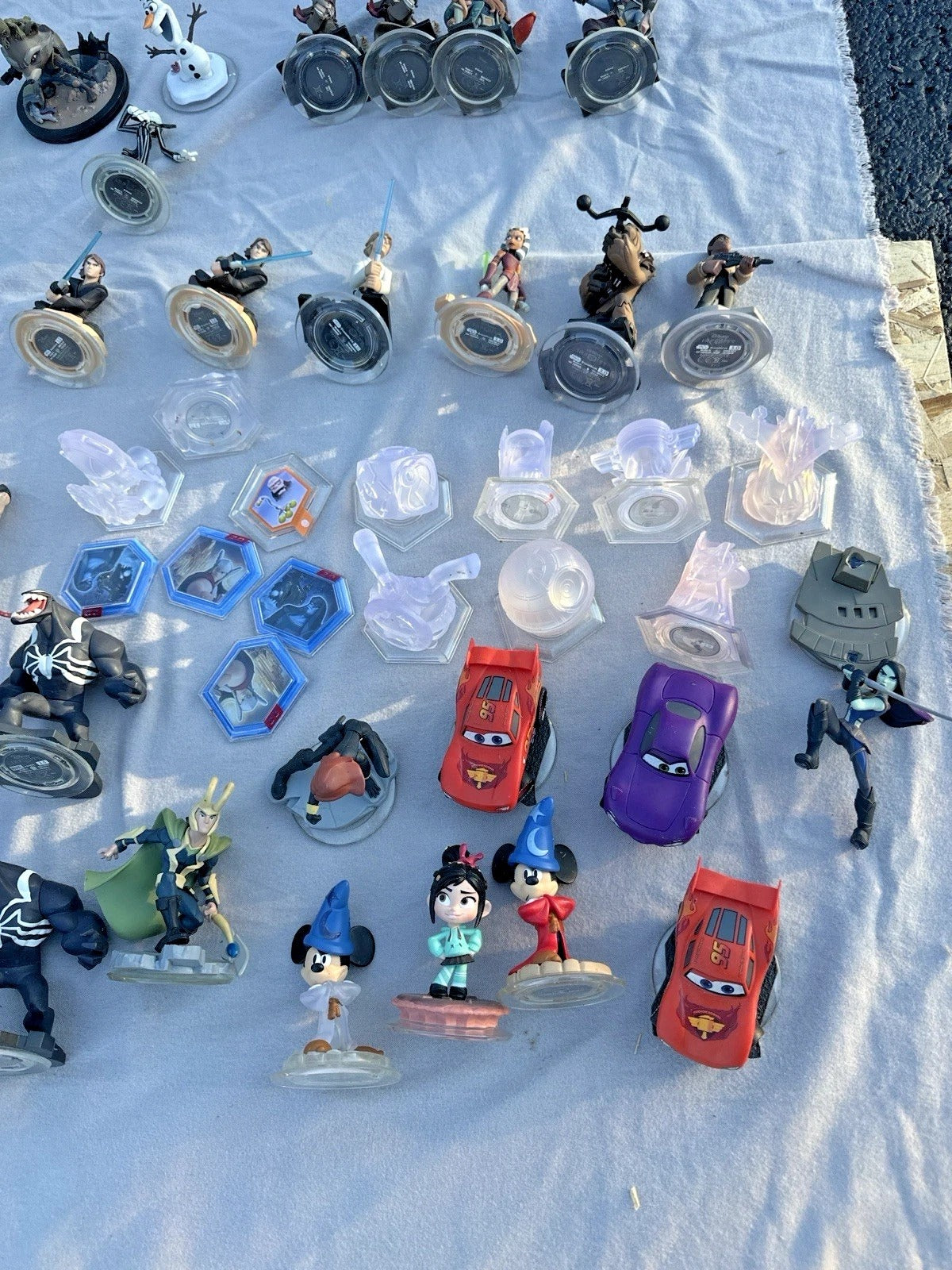 Huge Lot 200+ Skylanders & Disney Infinity Figures + Portals | Rare Characters Bundle | Toys & Gaming Collection